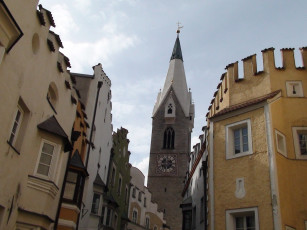 Картинка италия города улицы площади набережные флюгер часы башня