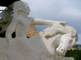 Картинка разное рельефы статуи музейные экспонаты конь скульптура
