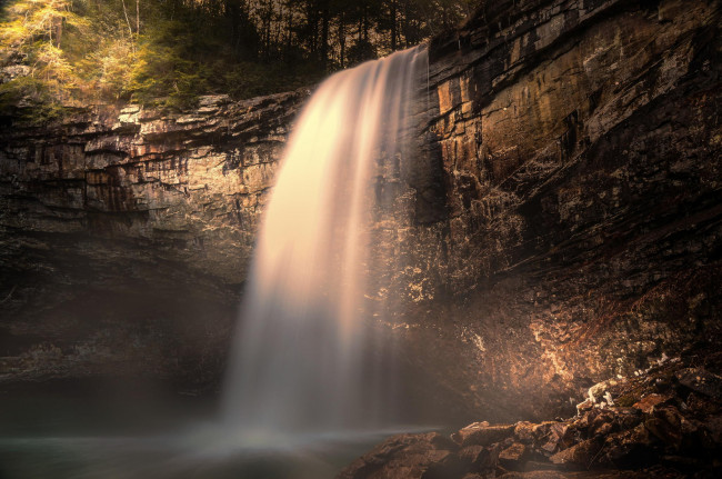Обои картинки фото природа, водопады, водопад, скала, лес