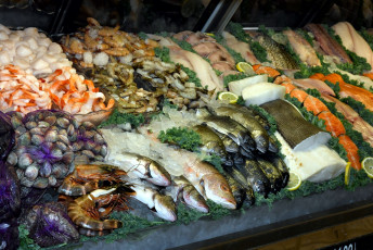 обоя еда, рыба,  морепродукты,  суши,  роллы, свежая, креветки