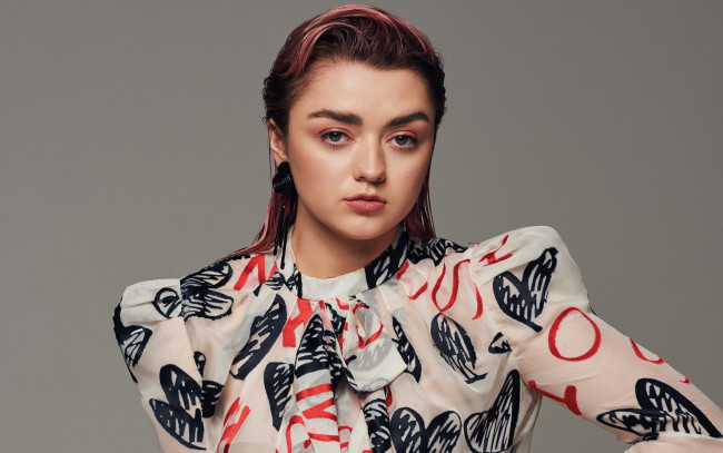 Обои картинки фото девушки, maisie williams, актриса, блузка