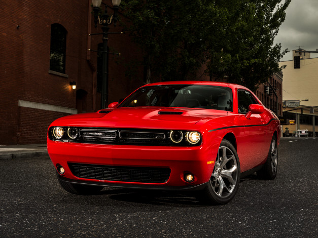 Обои картинки фото автомобили, dodge, challenger, 2015г, sxt, plus, lc, красный