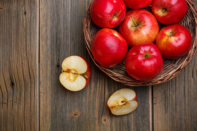 Обои картинки фото еда, Яблоки, яблоки, корзинка, фрукты