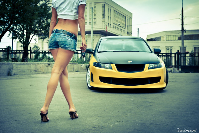 Обои картинки фото автомобили, авто, девушками, ножки