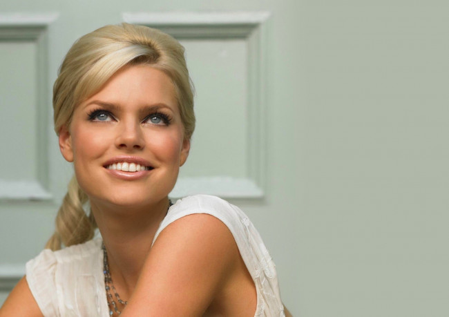 Обои картинки фото Sophie Monk, девушки, , , улыбка