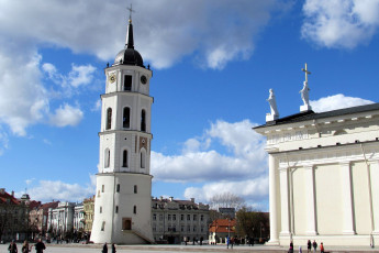 Картинка города вильнюс+ литва колокольня
