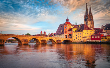 Картинка города регенсбург+ германия река мост собор