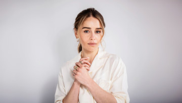 обоя emilia clarke for big issue 2024, девушки, emilia clarke, big, issue, group, эмилия, кларк, издание, фотосессия, актриса