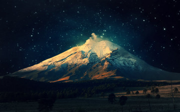 обоя volcanic, eruption, природа, стихия, снега, вулкан, звезды, небо, леса, равнина