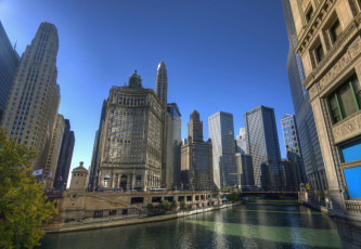 обоя cityfront, center, chicago, illinois, города, Чикаго, сша, мост, здания, небоскрёбы, набережная, река