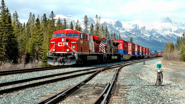 Обои картинки фото техника, поезда, горы, лес, железная, дорога, поезд
