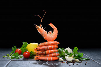 Картинка еда рыба +морепродукты +суши +роллы перец лимон морепродукты креветки зелень соль томат