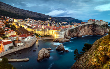 Картинка города дубровник+ хорватия крепость вечер скалы
