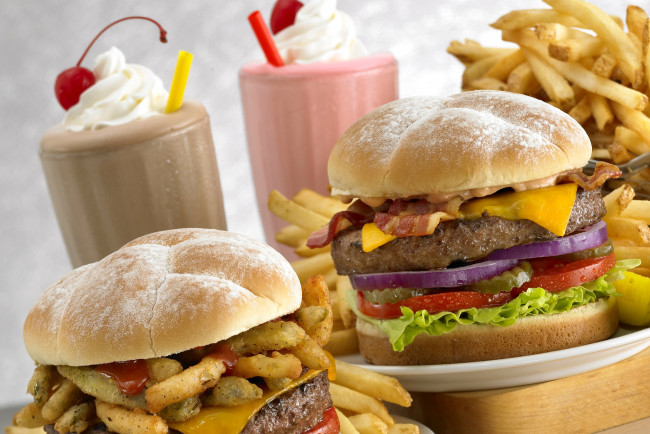 Обои картинки фото еда, бутерброды,  гамбургеры,  канапе, фаст-фуд, бургеры, картофель, фри, шейк