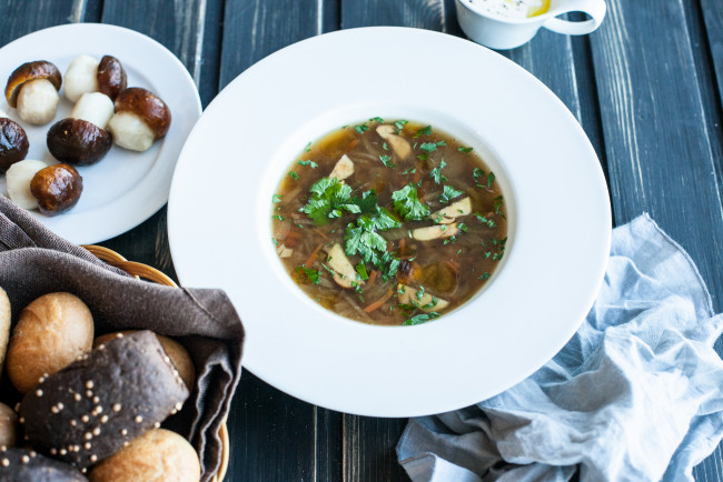 Обои картинки фото еда, первые блюда, грибы, суп, первое, блюдо
