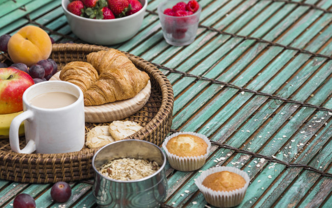 Обои картинки фото еда, хлеб,  выпечка, выпечка, фрукты, завтрак, кофе