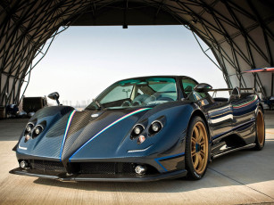 обоя pagani zonda, автомобили, pagani, темный, карбон, арка