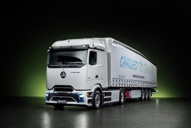 Обои картинки фото автомобили, mercedes trucks, mercedes