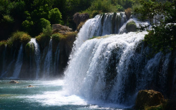 обоя природа, водопады, поток, зелень, водопад, вода