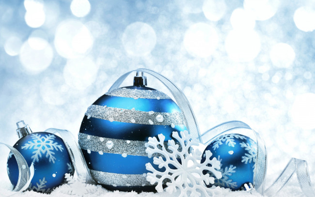 Обои картинки фото праздничные, шары, снежинки, blue, украшения, рождество, новый, год, new, year, christmas, decoration