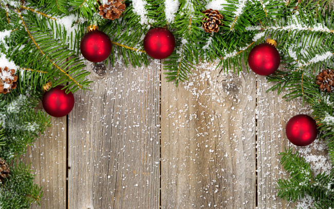 Обои картинки фото праздничные, шары, новый, год, winter, new, year, spruce, decoration, украшения, ветки, ель