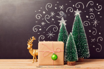 Картинка календари праздники +салюты елка олень игрушка шар коробка статуэтка