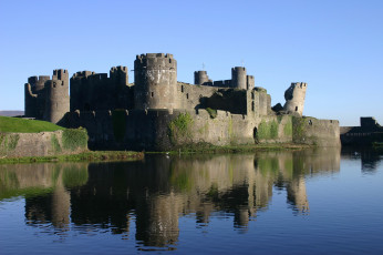 обоя caerphilly castle, wales, города, замки англии, caerphilly, castle