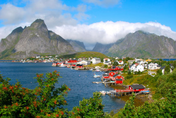 Картинка норвегия нурланн москенес города пейзажи горы река дома пейзаж