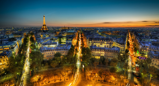 Обои картинки фото города, париж, франция, ночной, город, огни, дорога