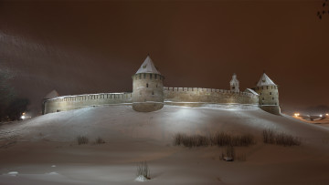 Картинка города -+дворцы +замки +крепости ночь снег зима небо стена кремль башни новгород новгородский северная часть город