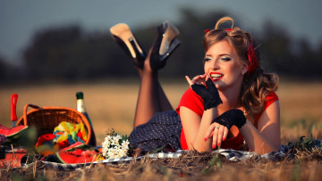 Картинка девушки -+блондинки +светловолосые пикник