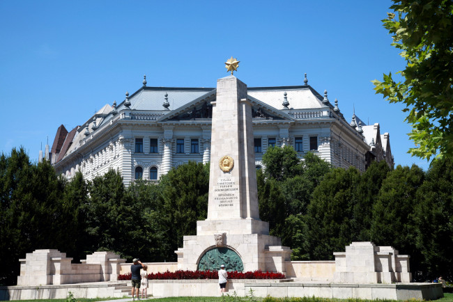 Обои картинки фото города, будапешт , венгрия, памятник