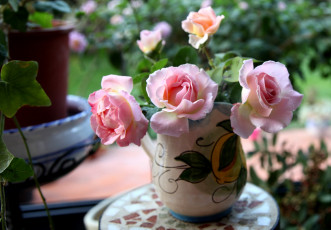 Картинка цветы розы розовый кувшин