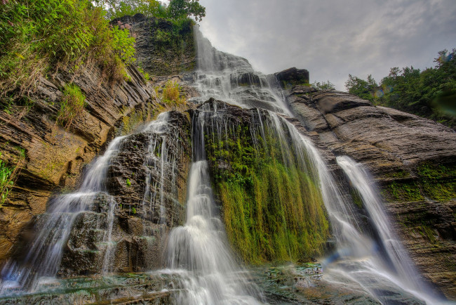 Обои картинки фото природа, водопады, обрыв, водопад, скалы