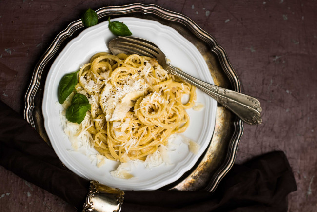 Обои картинки фото еда, макаронные блюда, спагетти