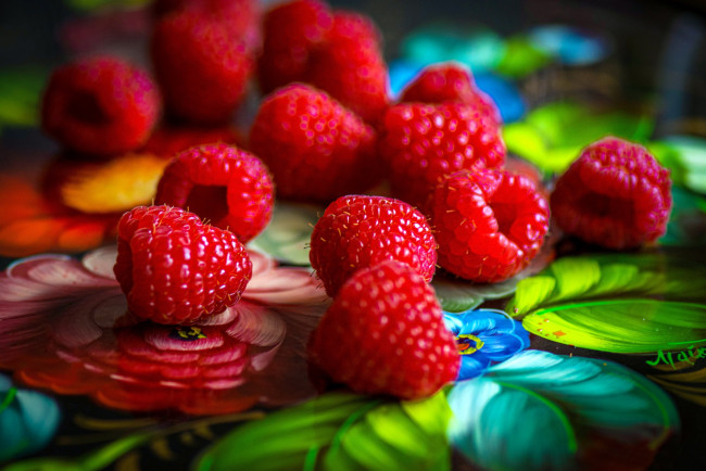 Обои картинки фото еда, малина, ягоды, спелая