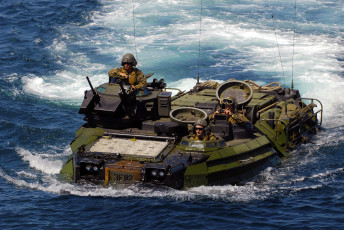 Картинка техника военная ню модель блондинка xxx donna b marines морская пехота амфибия