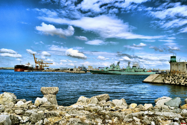 Обои картинки фото корабли, порты, причалы, румыния, констанца