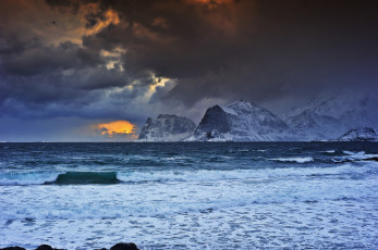 Картинка природа моря океаны волны норвежское море горы