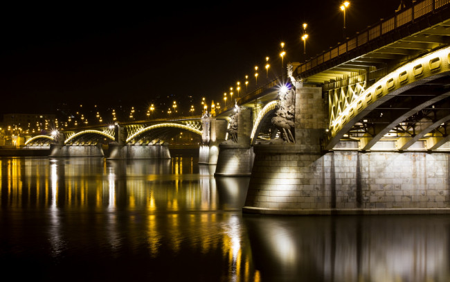 Обои картинки фото города, мосты, ночь, река, огни, опоры, мост, margaret bridge, budapest