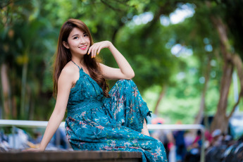 Картинка девушки -unsort+ азиатки поза красотка наряд макияж брюнетка азиатка модель девушка