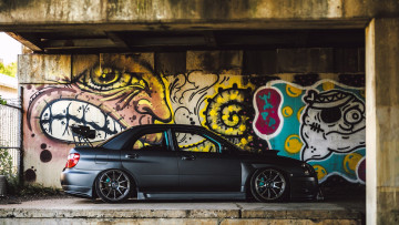 Картинка subaru+impreza автомобили subaru темный здание граффити