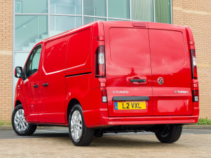 обоя автомобили, vauxhall, vivaro, van, biturbo, 2014г, красный