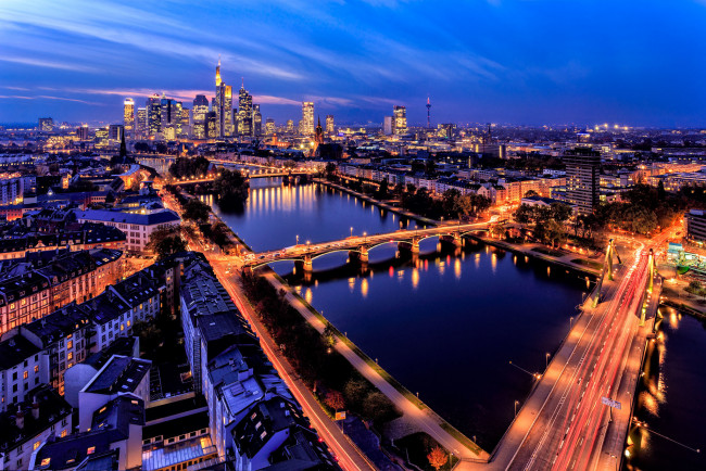 Обои картинки фото города, франкфурт-на-майне , германия, горизонты, мосты, огни, франкфурт, ночь, небо, река