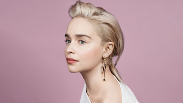 Картинка девушки emilia+clarke серьги