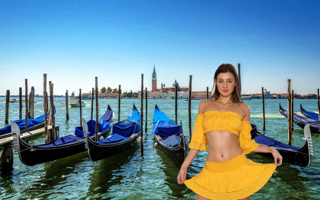 Обои картинки фото девушки, мария рябушкина, венеция, гондолы, желтый, костюм