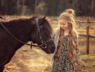 обоя разное, дети, девочка, лошадь