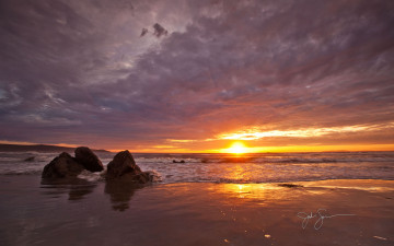 Картинка природа восходы закаты камни закат море