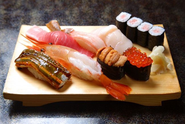Обои картинки фото еда, рыба, морепродукты, суши, роллы, креветка