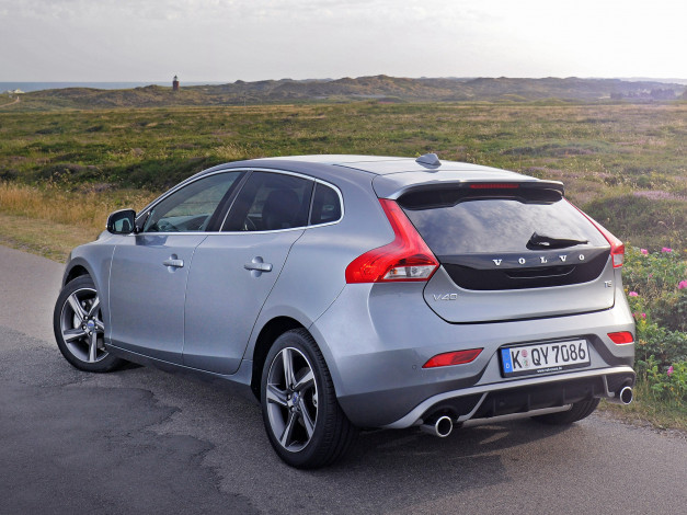 Обои картинки фото автомобили, volvo, v40, r-design